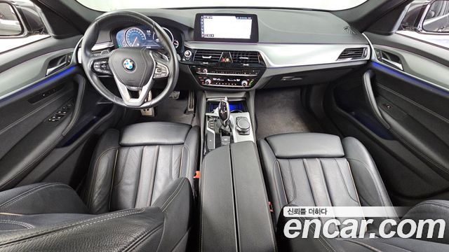 BMW 5-Series 530i xDrive M Sport Package
