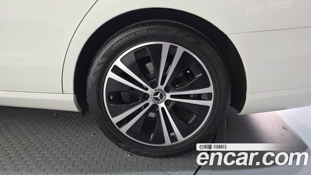 Mercedes-Benz E-Class E250 Avantgarde