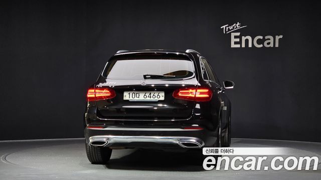 Mercedes-Benz GLC-Class GLC220 d 4MATIC