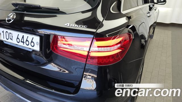 Mercedes-Benz GLC-Class GLC220 d 4MATIC