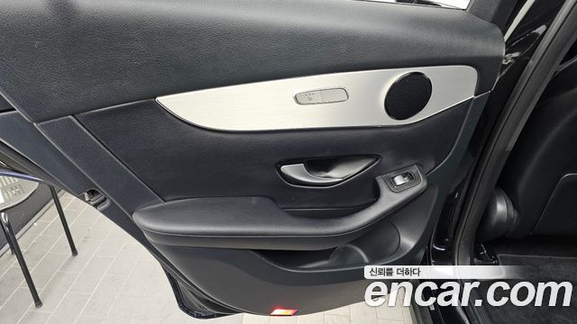 Mercedes-Benz GLC-Class GLC220 d 4MATIC