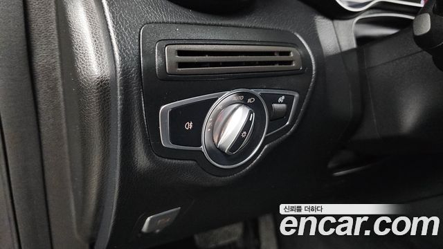Mercedes-Benz GLC-Class GLC220 d 4MATIC
