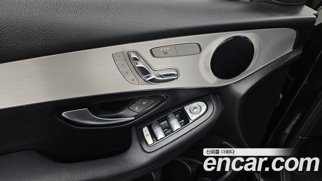 Mercedes-Benz GLC-Class GLC220 d 4MATIC