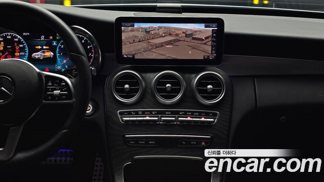 Mercedes-Benz C-Class C200 AMG Line