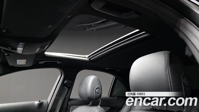 Mercedes-Benz C-Class C200 AMG Line