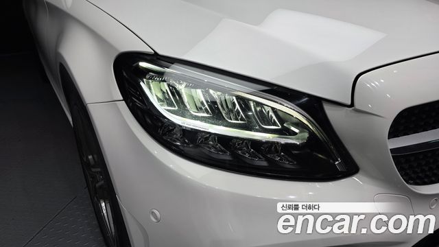 Mercedes-Benz C-Class C200 AMG Line