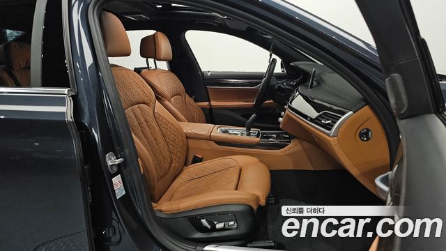 BMW 7-Series 730Ld xDrive Design Pure Excellence