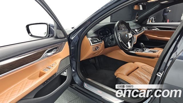BMW 7-Series 730Ld xDrive Design Pure Excellence