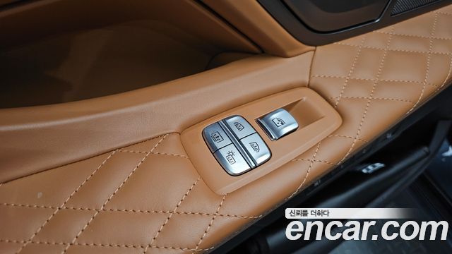 BMW 7-Series 730Ld xDrive Design Pure Excellence