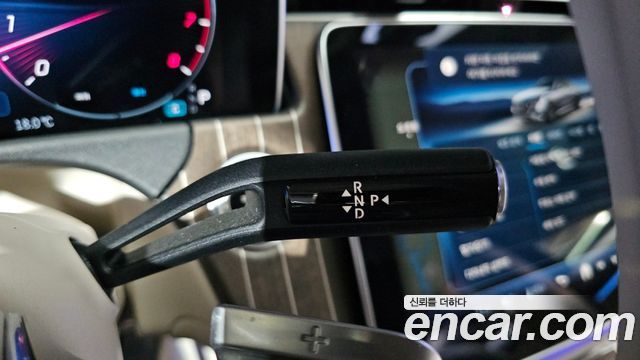 Mercedes-Benz E-Class E300 4MATIC Exclusive