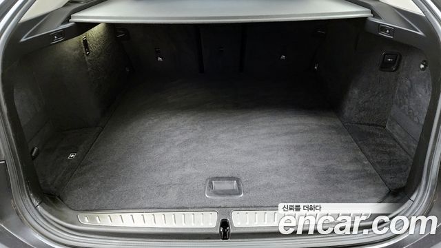 BMW Gran Turismo 640i xDrive Luxury