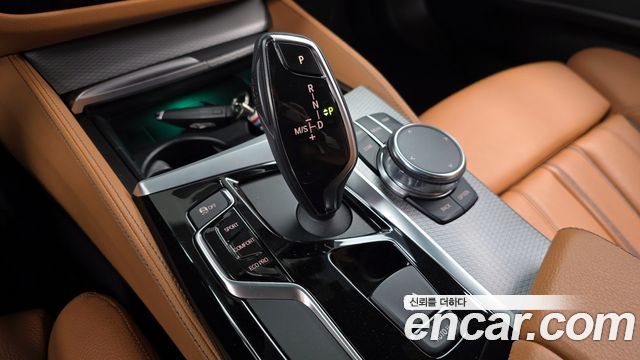 BMW 5-Series 530i xDrive M Sport Package