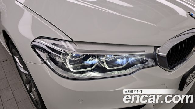 BMW 5-Series 530i xDrive M Sport Package