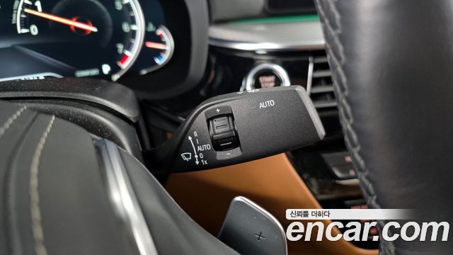 BMW 5-Series 530i xDrive M Sport Package