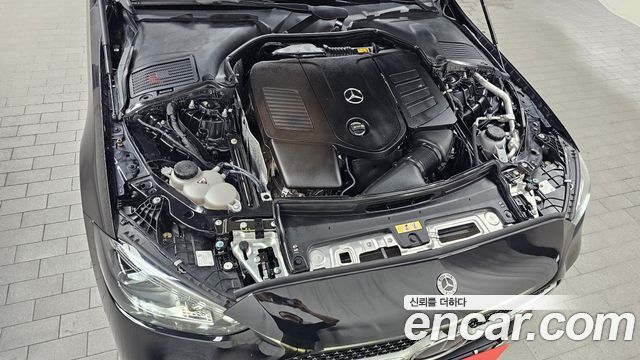 Mercedes-Benz C-Class C300 4MATIC AMG Line