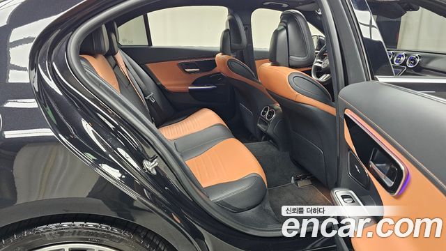 Mercedes-Benz C-Class C300 4MATIC AMG Line