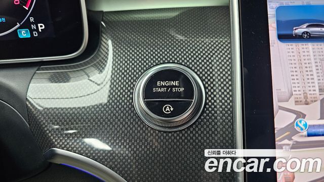 Mercedes-Benz C-Class C300 4MATIC AMG Line