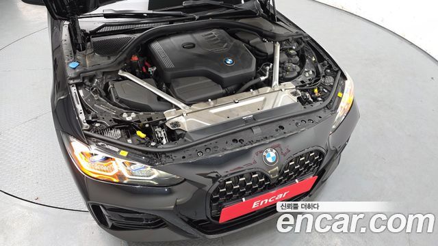 BMW 4-Series 420i M Sport Performance Coupe