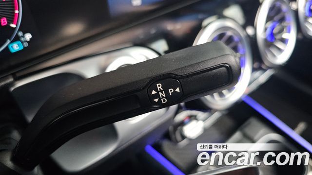 Mercedes-Benz GLB-Class GLB250 4MATIC