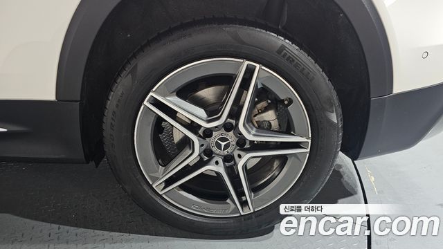 Mercedes-Benz GLB-Class GLB250 4MATIC