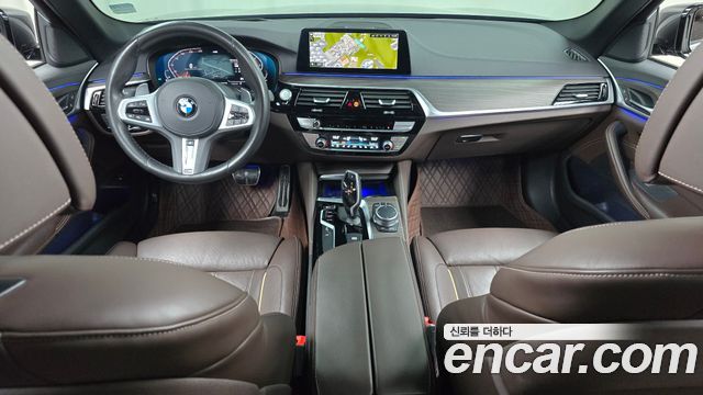 BMW 5-Series 530i M Sport Package Plus