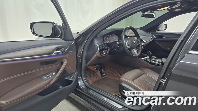 BMW 5-Series 530i M Sport Package Plus