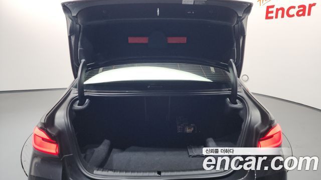 BMW 5-Series 520i M Sport