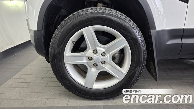Land Rover Defender 90 D250 SE