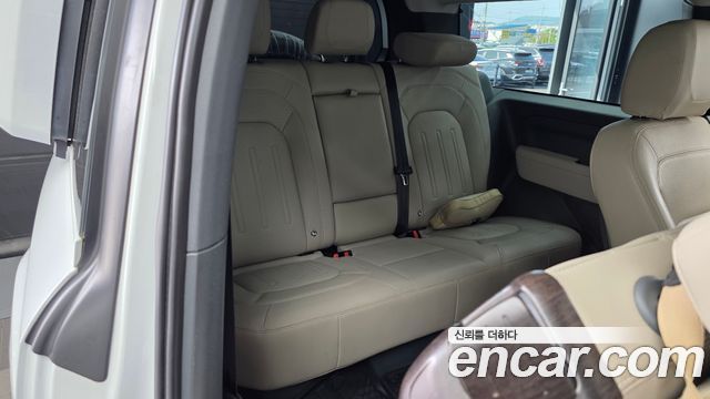 Land Rover Defender 90 D250 SE