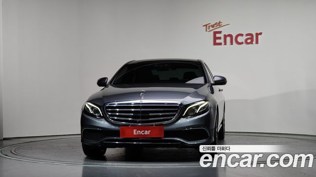Mercedes-Benz E-Class E400 4MATIC Exclusive