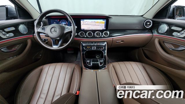 Mercedes-Benz E-Class E400 4MATIC Exclusive