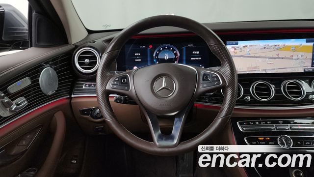 Mercedes-Benz E-Class E400 4MATIC Exclusive