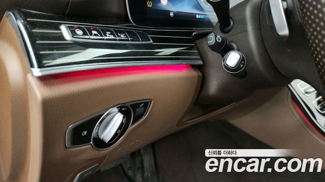 Mercedes-Benz E-Class E400 4MATIC Exclusive