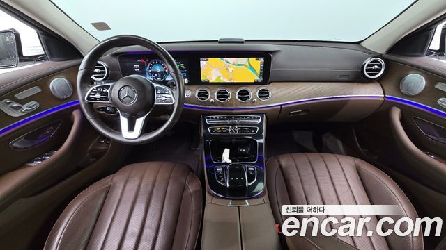 Mercedes-Benz E-Class E300e 4MATIC Exclusive
