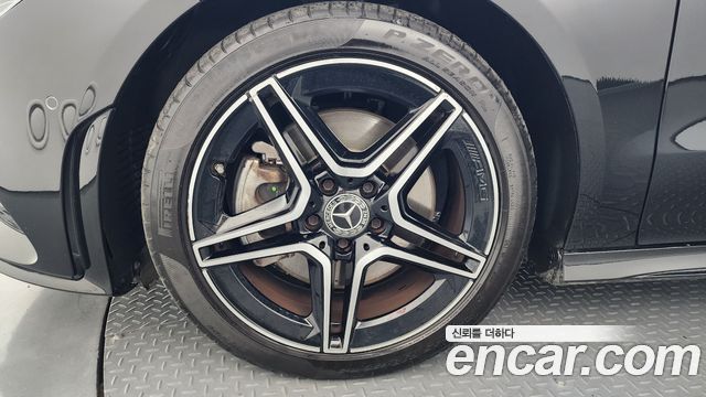 Mercedes-Benz CLA-Class CLA250 4MATIC