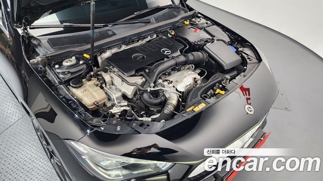 Mercedes-Benz CLA-Class CLA250 4MATIC