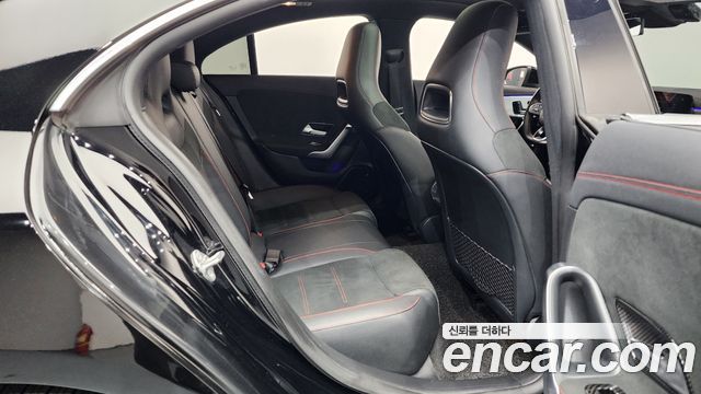 Mercedes-Benz CLA-Class CLA250 4MATIC