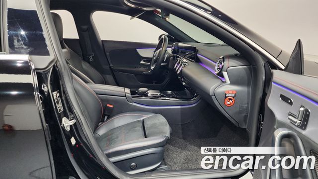 Mercedes-Benz CLA-Class CLA250 4MATIC