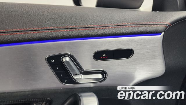 Mercedes-Benz CLA-Class CLA250 4MATIC