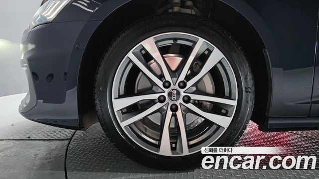 Audi A6 45 TFSI Premium