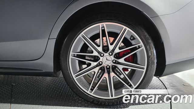 Mercedes-Benz AMG GT 4Door 43 4MATIC+