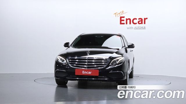 Mercedes-Benz E-Class E300 Exclusive