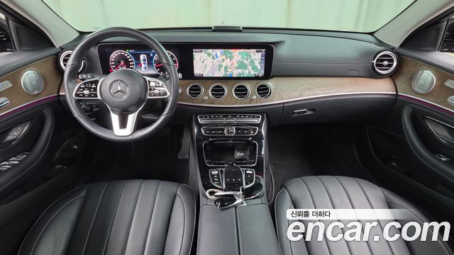 Mercedes-Benz E-Class E300 Exclusive