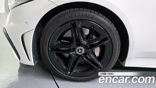 Mercedes-Benz CLS-Class CLS300d 4MATIC