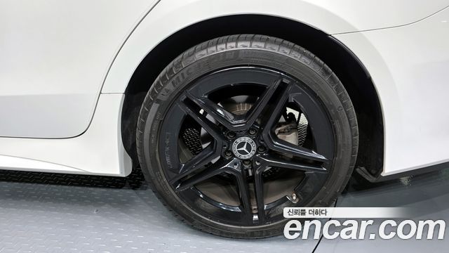 Mercedes-Benz CLS-Class CLS300d 4MATIC