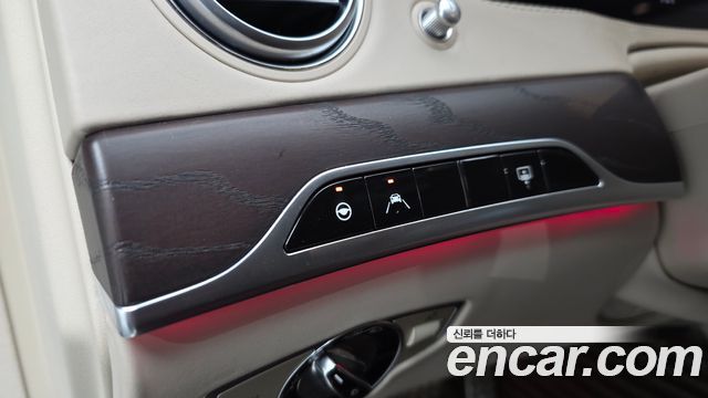 Mercedes-Benz S-Class S560L 4MATIC