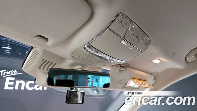 Mercedes-Benz S-Class S560L 4MATIC