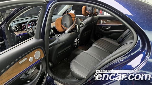 Mercedes-Benz E-Class E300e 4MATIC Exclusive