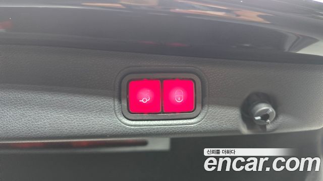 Mercedes-Benz E-Class E300e 4MATIC Exclusive