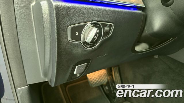 Mercedes-Benz E-Class E300e 4MATIC Exclusive